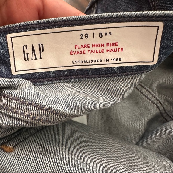 GAP Flare High Rise Blue Denim Jeans with Two Front Pockets -Medium Wash Size 29 - Picture 10 of 16